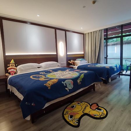 Guilin Yi Characteristic Hotel Coltd Exterior photo