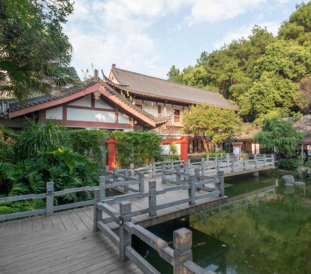 Guilin Yi Characteristic Hotel Coltd Exterior photo