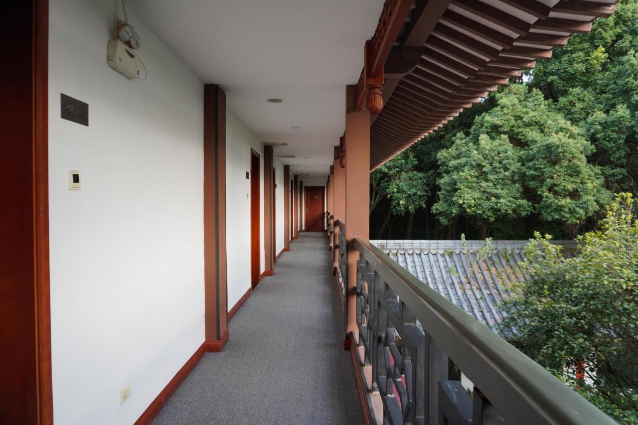 Guilin Yi Characteristic Hotel Coltd Exterior photo