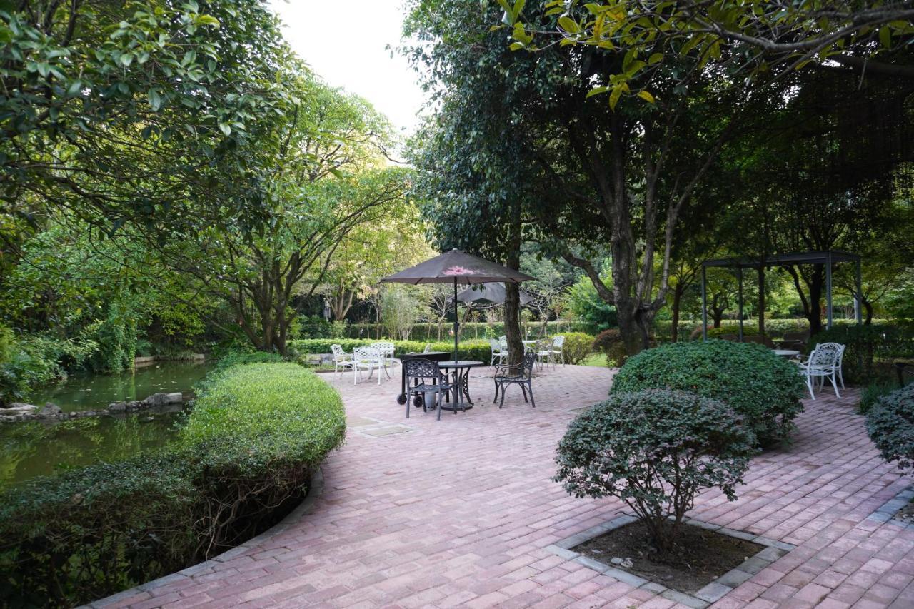 Guilin Yi Characteristic Hotel Coltd Exterior photo