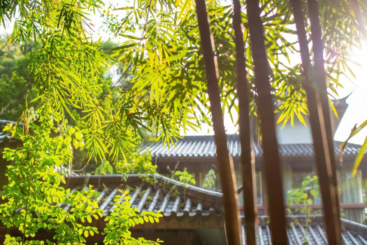 Guilin Yi Characteristic Hotel Coltd Exterior photo